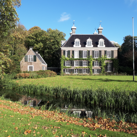 Het Engelse landschapspark van kasteel Loenersloot