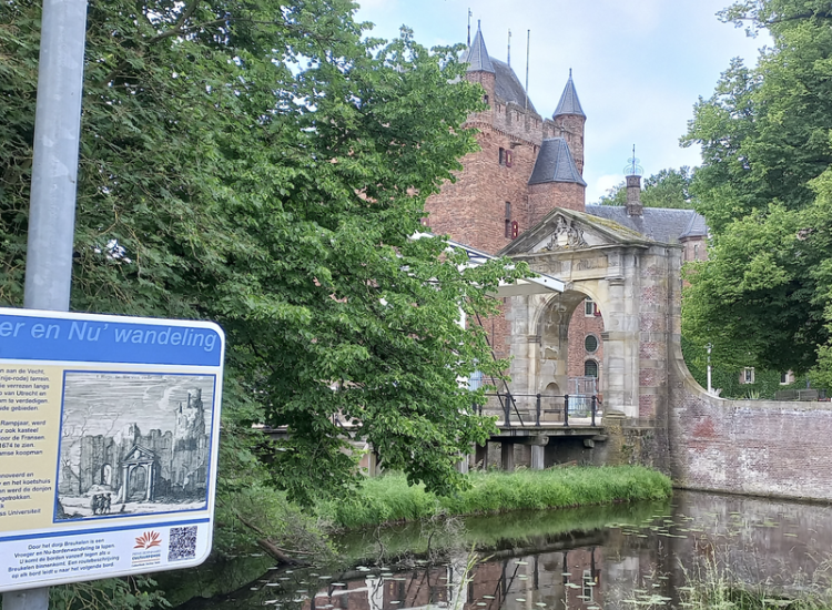 Vroeger en Nu-bord bij Nijenrode.