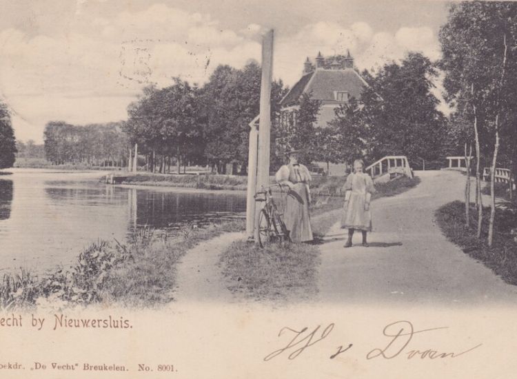 De Vecht met jaagpad en rolpaal