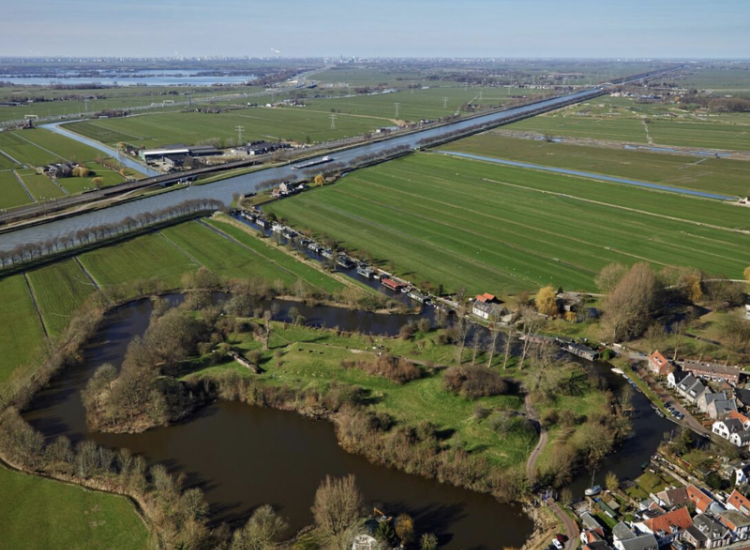Fort Nieuwersluis, luchtfoto. Afb. Kenniscentrum Waterlinies